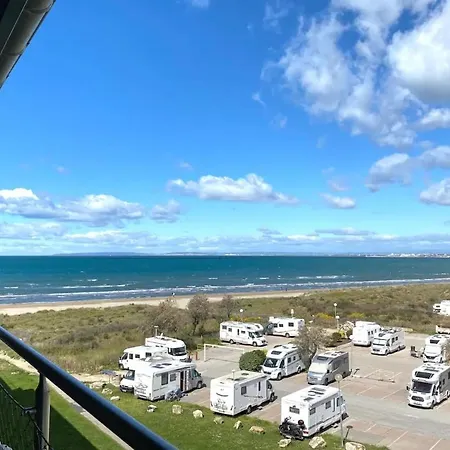 The Sunset - First Line Terrace - Sea View Apartment Le Grau-du-Roi